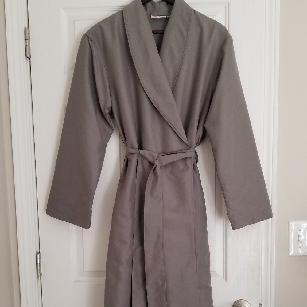 Comphy microfiber spa robe!